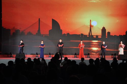 诗朗诵原创作品颂歌组诗《百岁风华 千秋伟业》表演现场.JPG