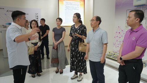 调研剪影.jpg